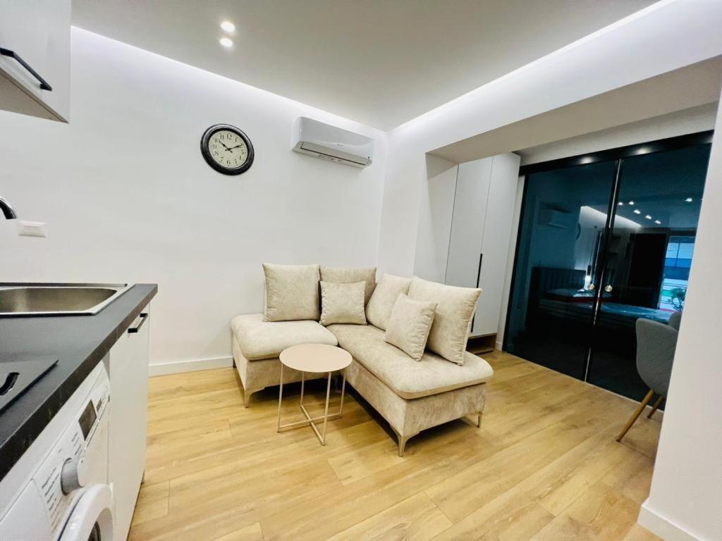 Come&Recome Tirana Apartments Экстерьер фото